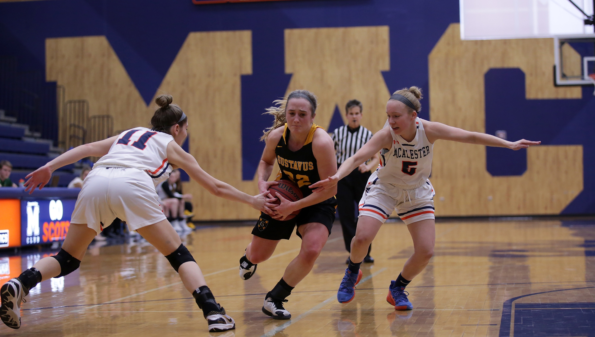 Women’s Basketball Nabs MIAC Win Over Macalester