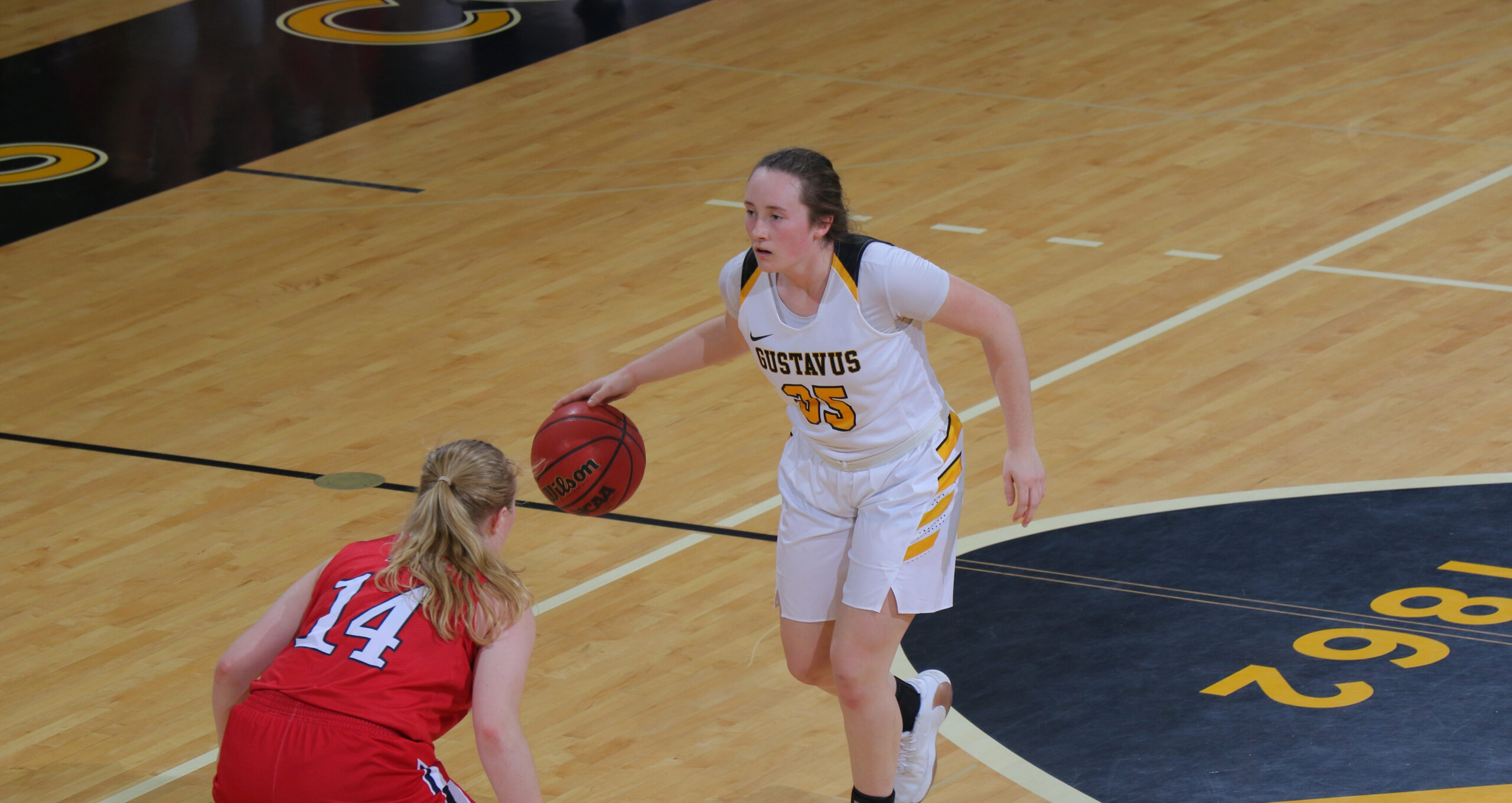 Women’s Basketball Heads to Saint Mary’s Wednesday