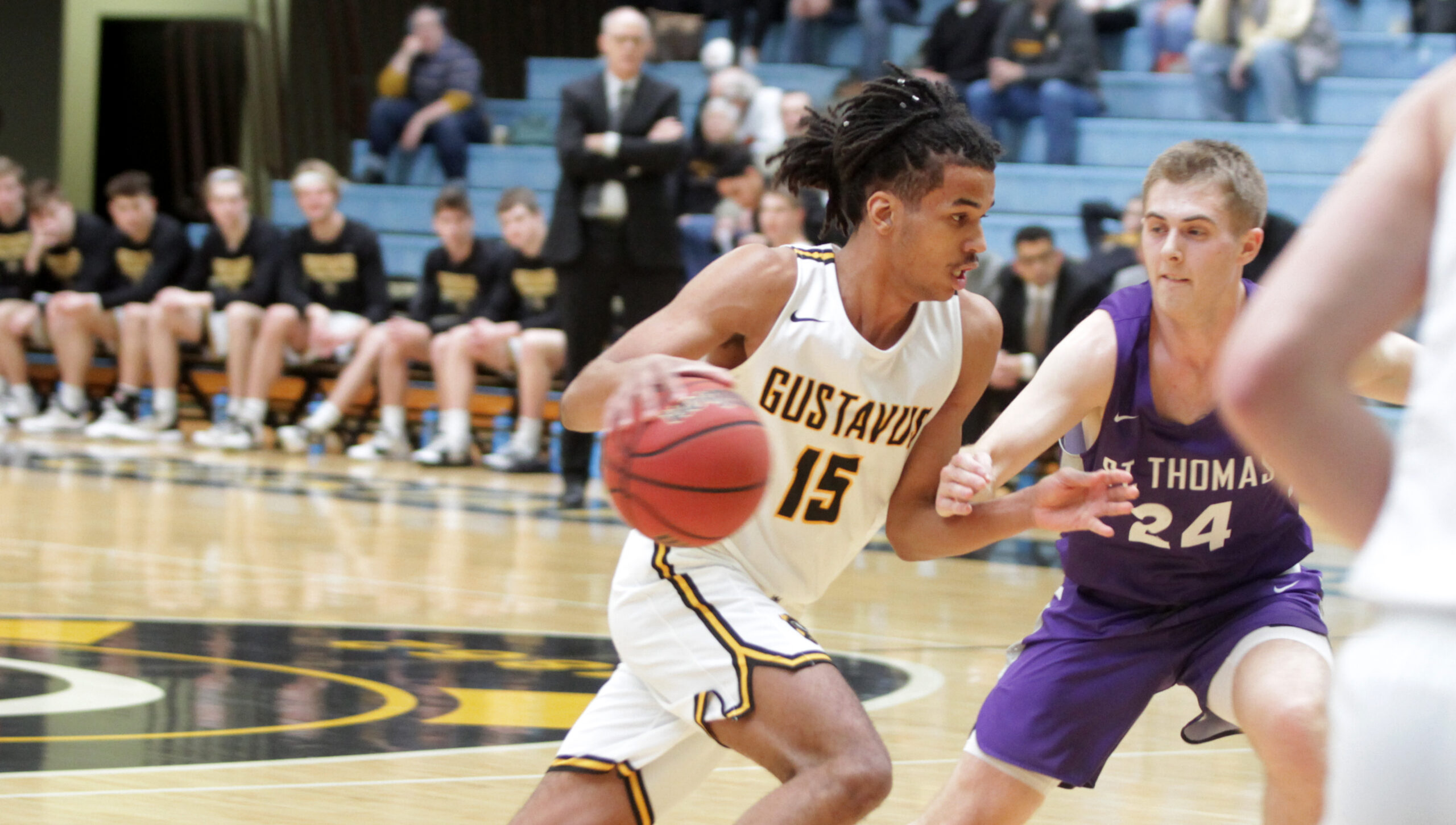 Men’s Hoops Suffers 106-67 Loss to No. 7 St. Thomas