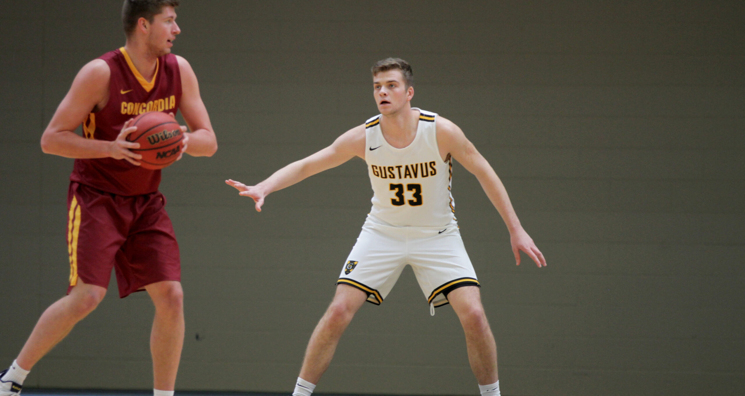 Lundquist, Feahn Lead Men’s Hoops to 78-69 Win at Concordia