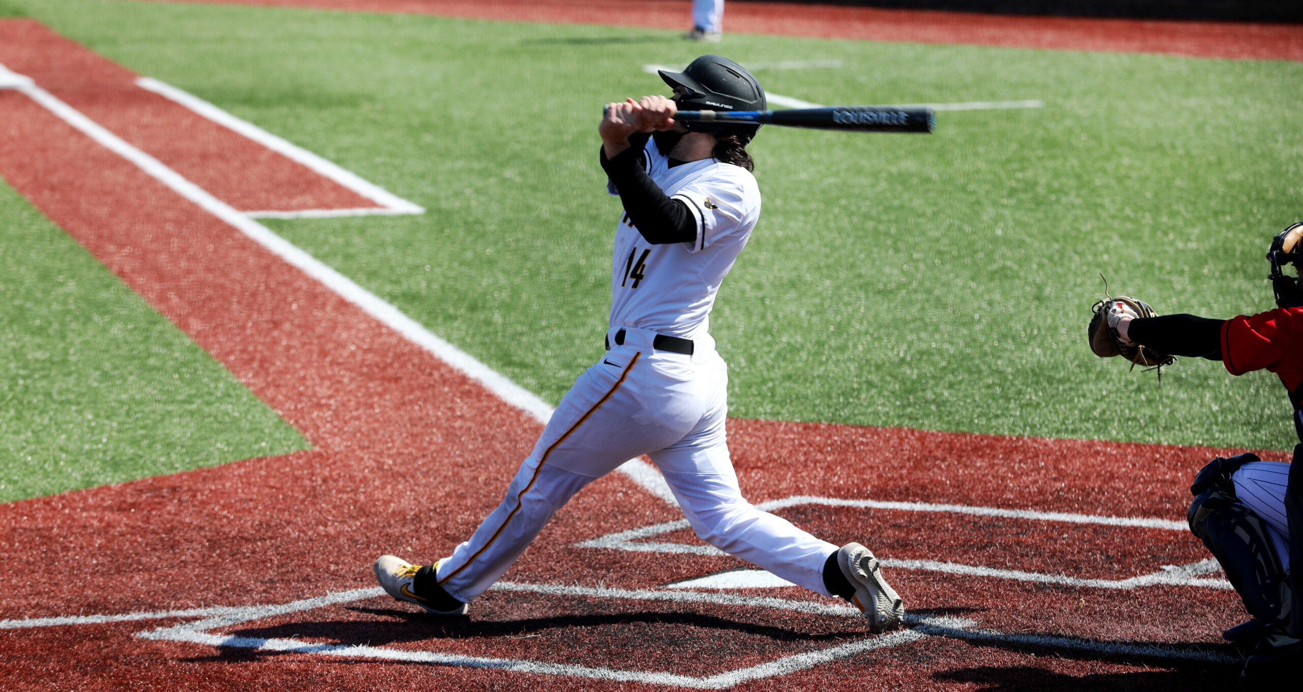 Baseball Blasts Four Homers in 8-3 Win Over No. 22 Saint John’s