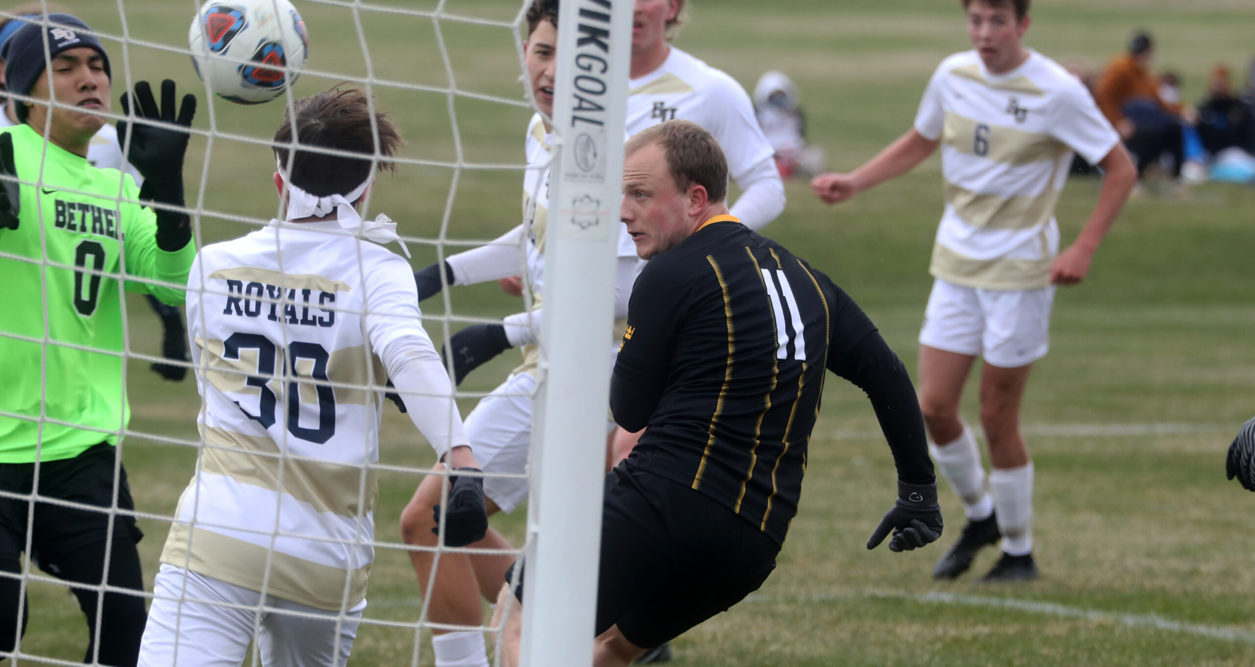 Men’s Soccer Wins Convincingly Over Bethel