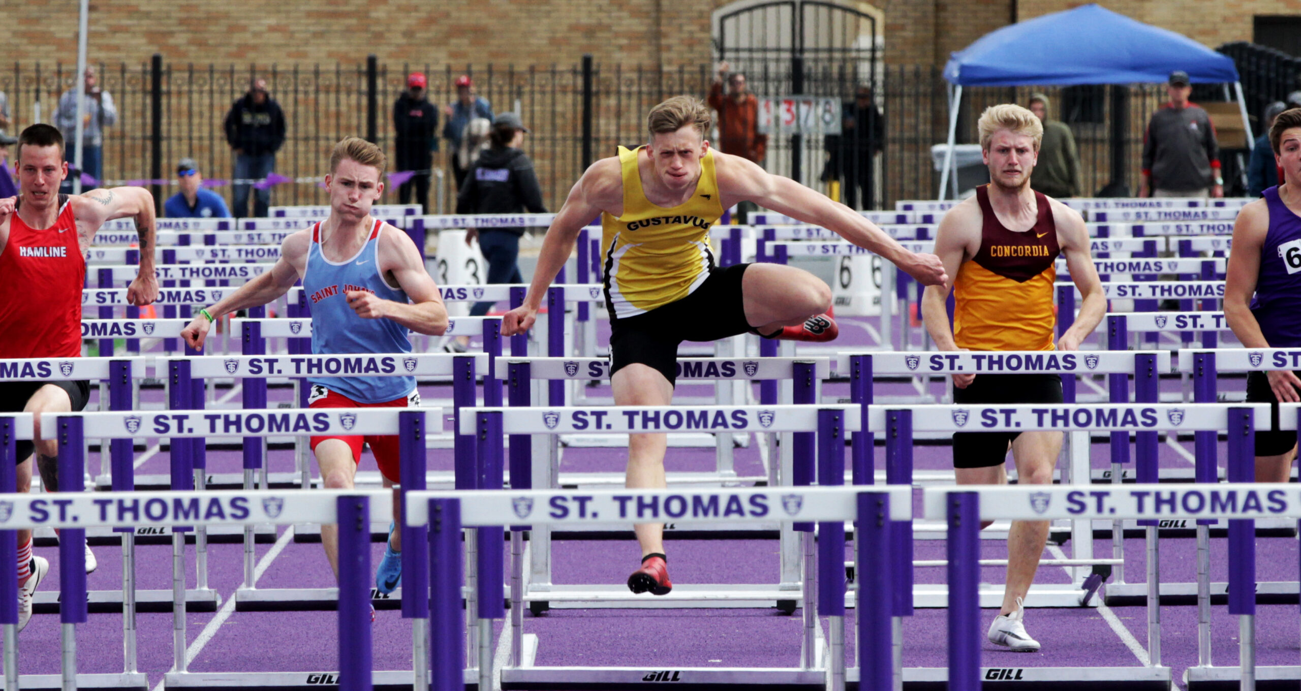 Men’s Track & Field Competes in First Outdoor Meet of the Season