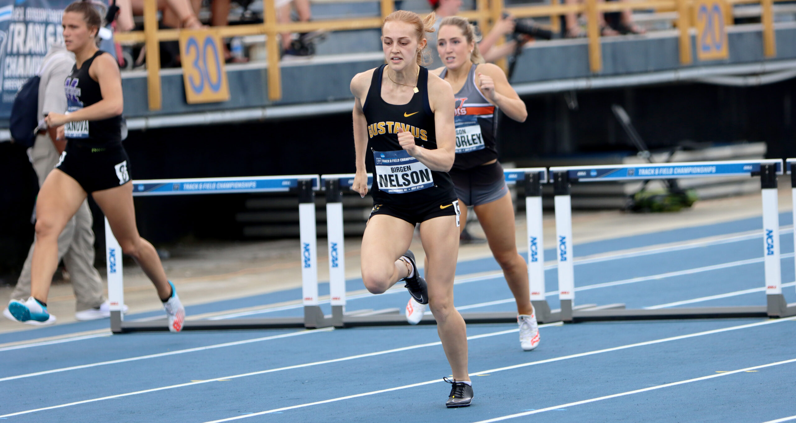 Nelson Qualifies for 400-Hurdles Finals at NCAA Championships