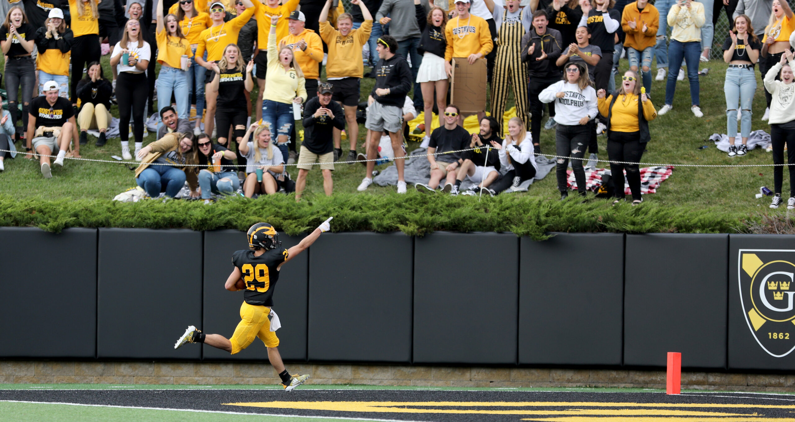 Thelen Named MIAC Football Special Teams Player of the Week