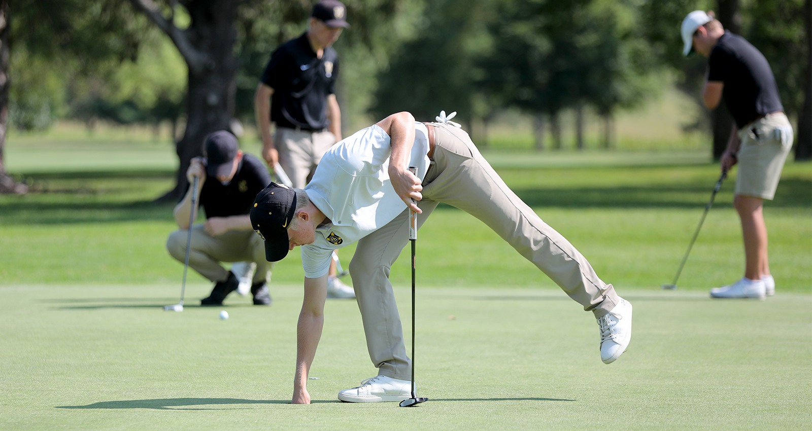 Men’s Golf Finishes in Fifth at Twin Cities Classic, Pedersen Ties in Third