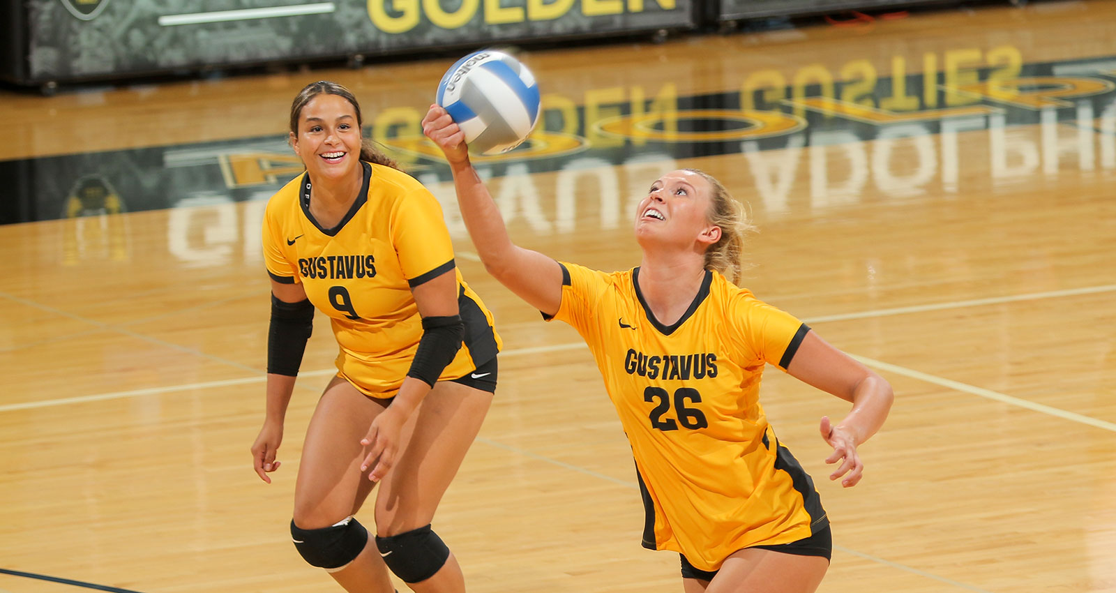 Volleyball Sweeps Bethany in Home Opener