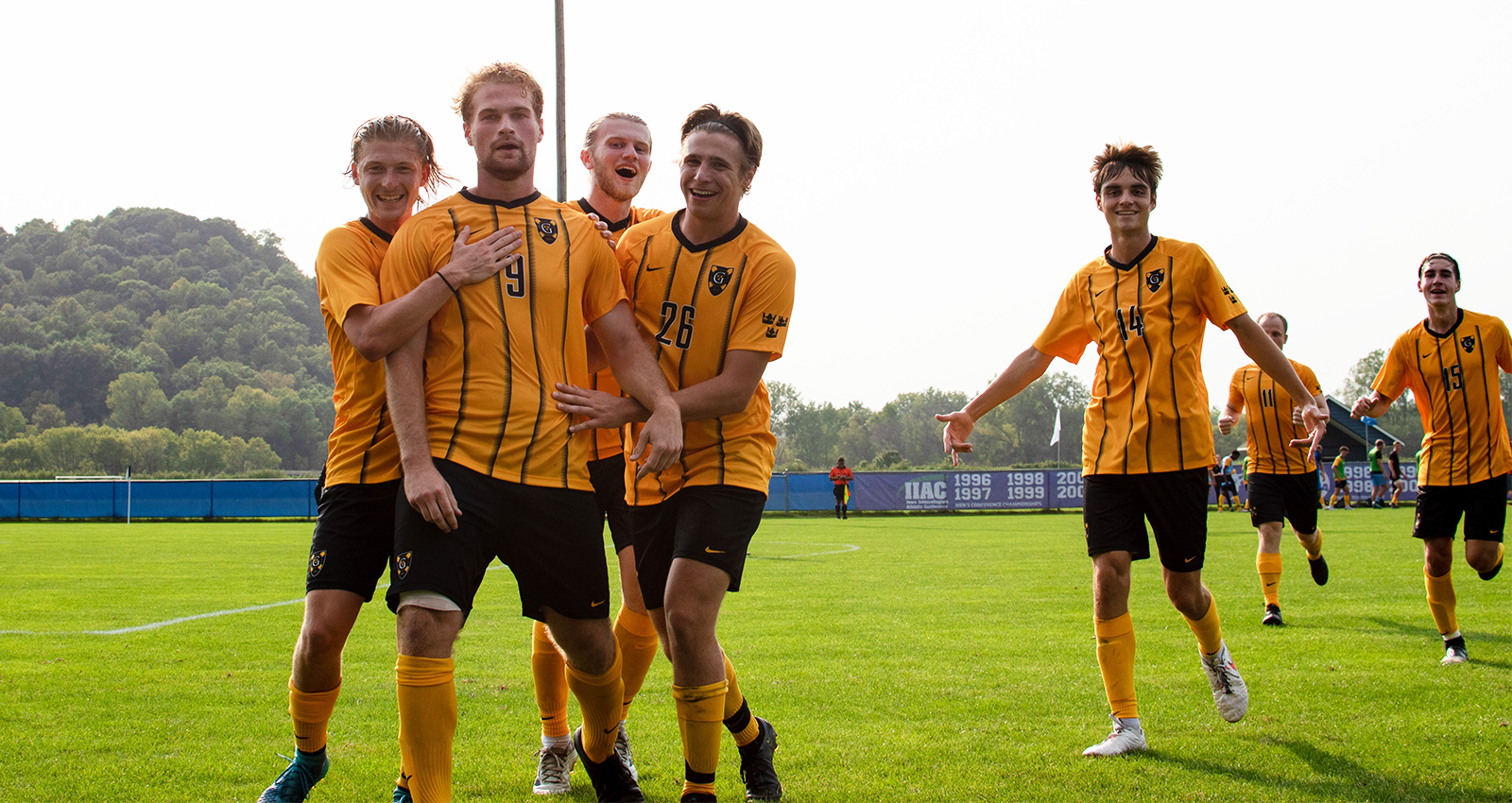 Men’s Soccer Lifts Past No. 5 Luther 3-1