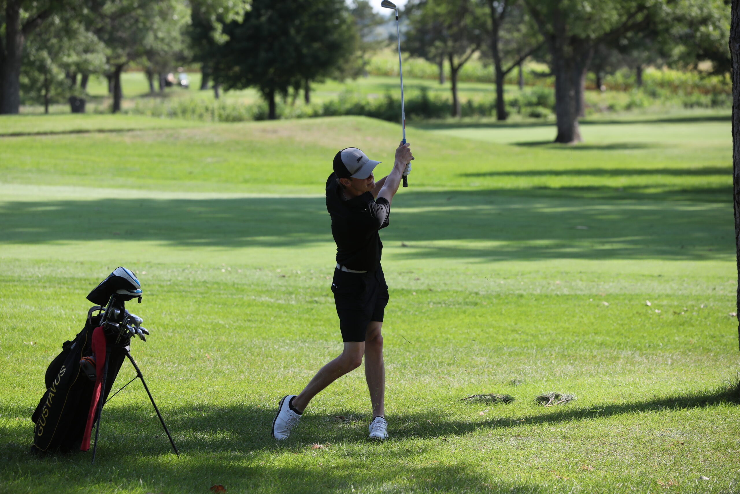 Men’s Golf Tied in 6th/24 on Day One of Golfweek