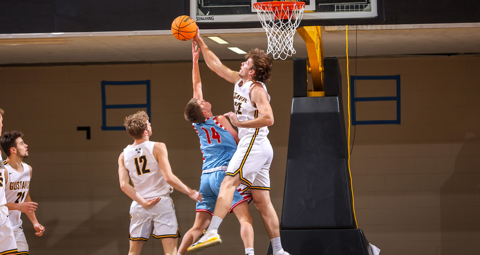 Men’s Basketball Second Half Woes Result in 69-55 Loss