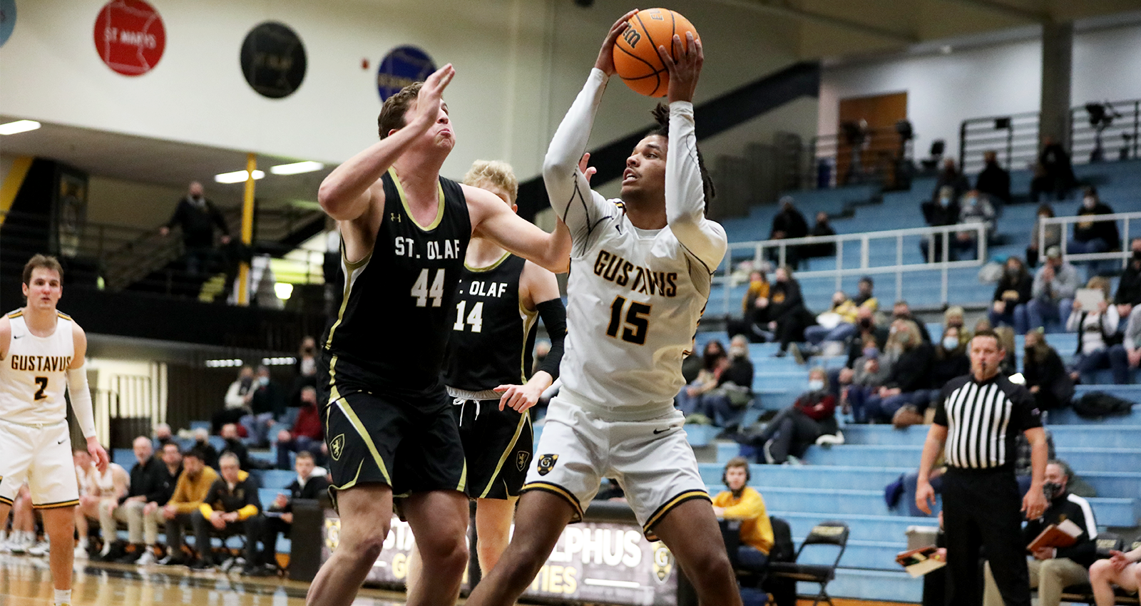 Men’s Basketball Wins Overtime Thriller Over St. Olaf 96-90