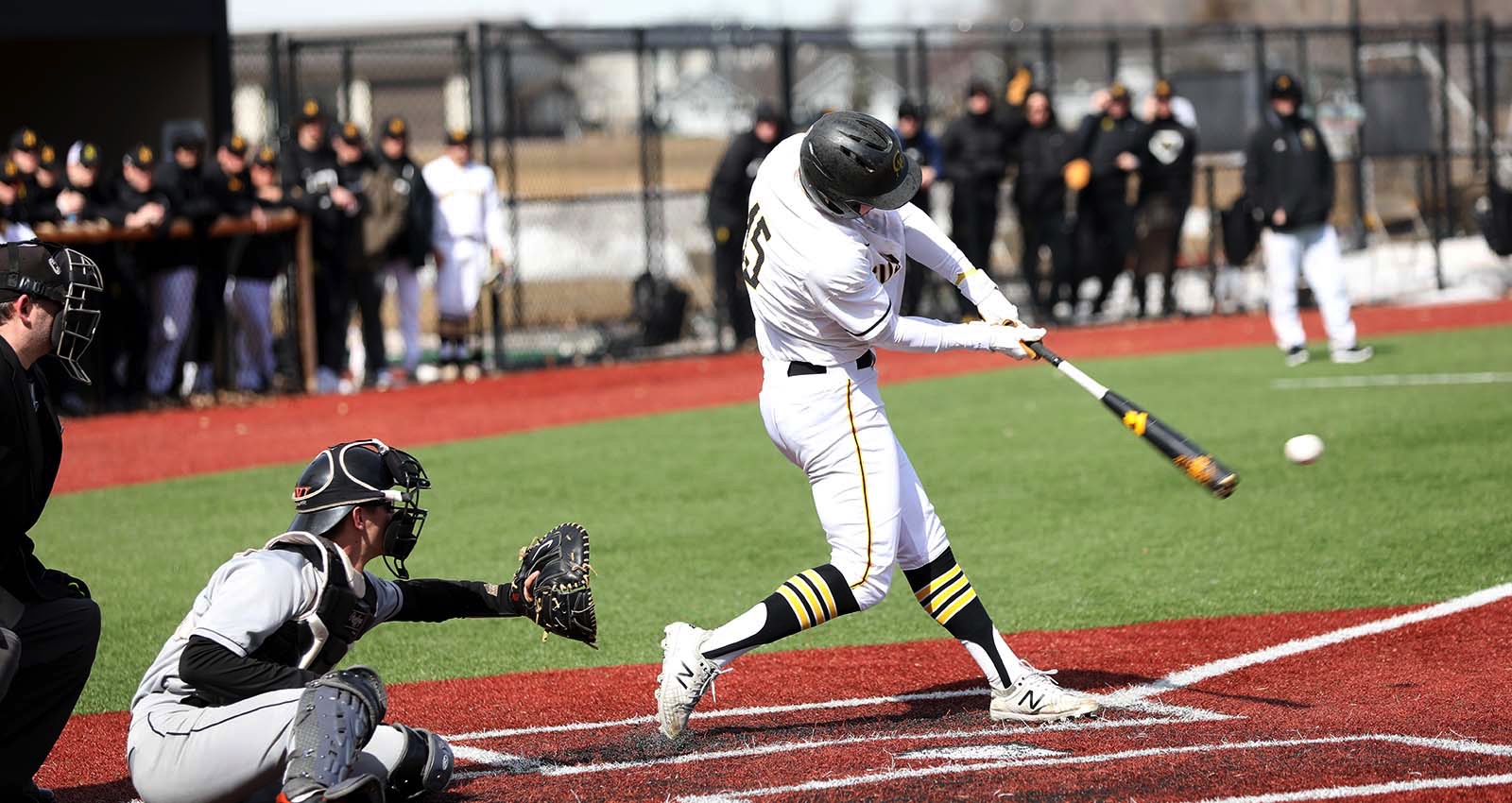 Baseball Continues Tucson Invite with a 10-9 Win Over Concordia Wisconsin