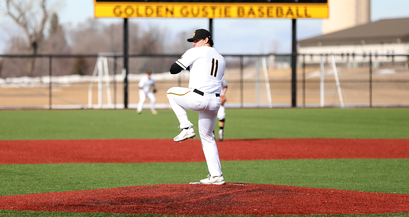 Baseball Sweeps the Scots