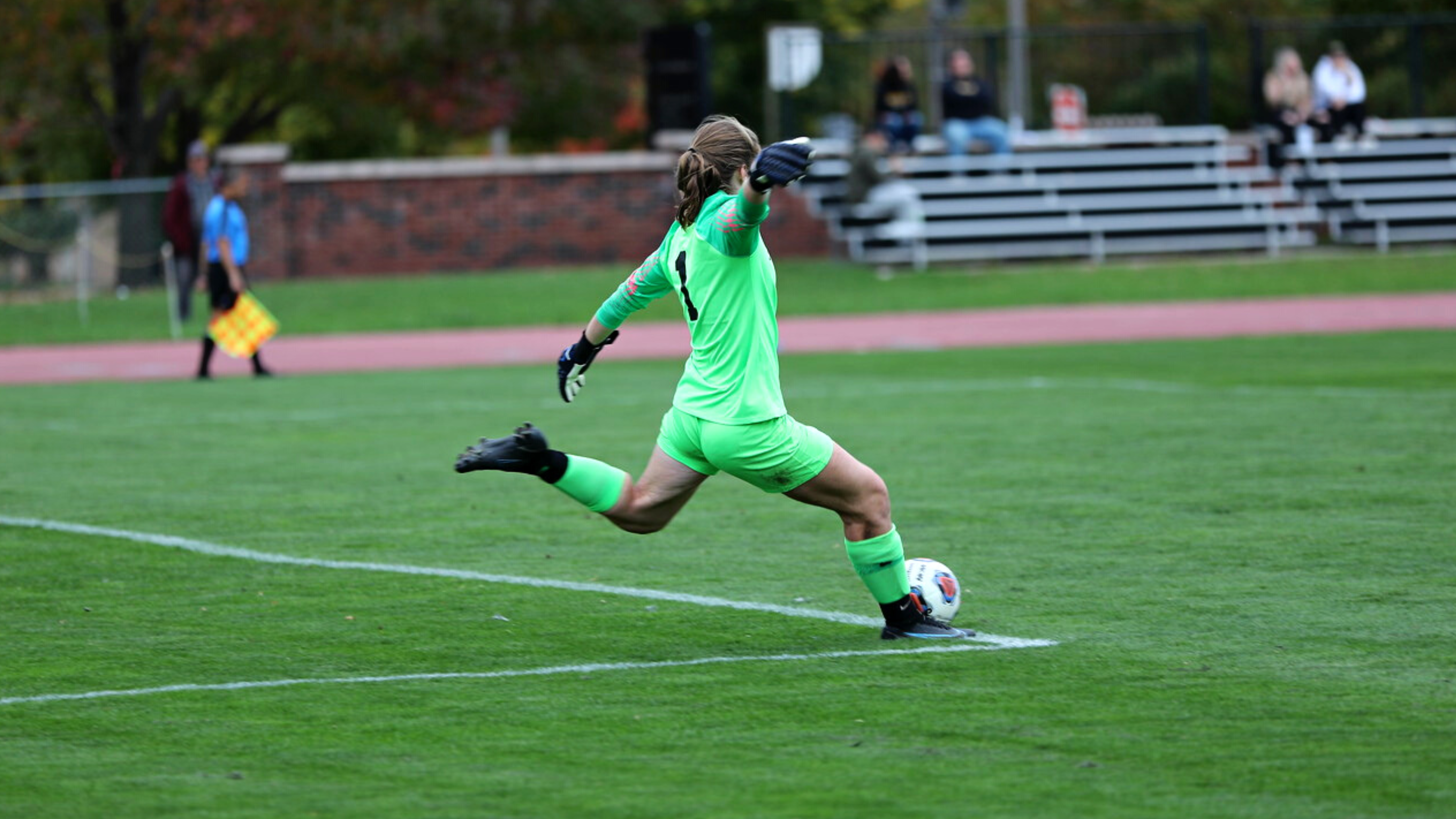 Gusties Post Second Straight 2-1 Win