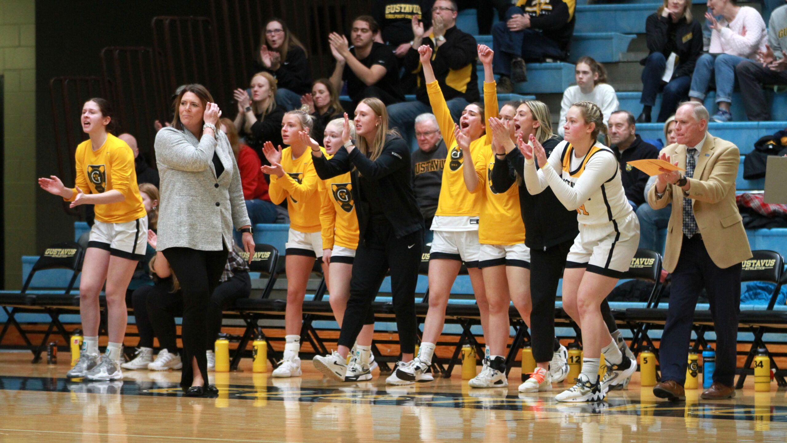 Women’s Basketball Heads to UW-Whitewater for First Round of NCAA Tournament, Will Face Ohio Wesleyan