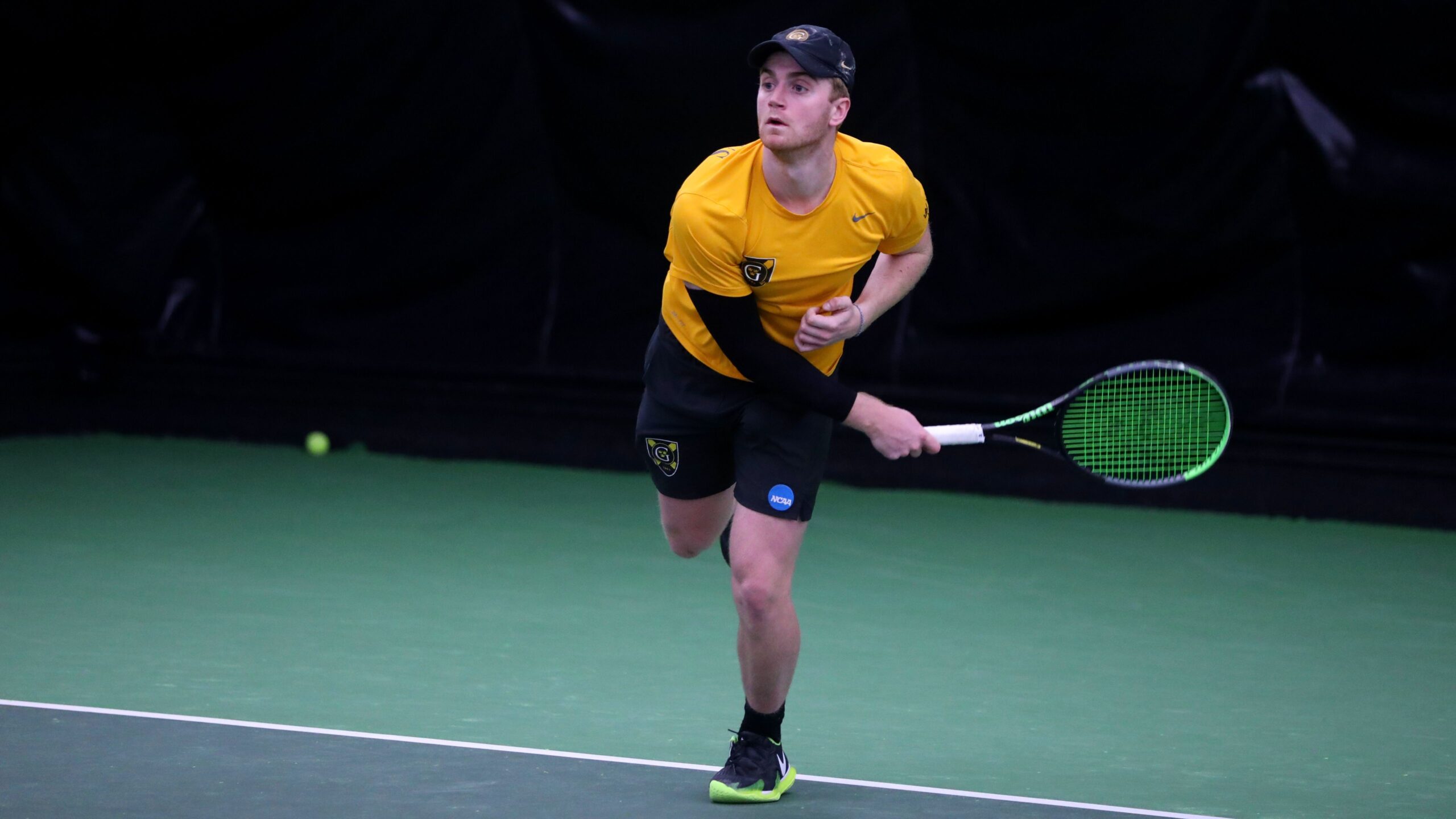 Men’s Tennis Defeats No. 13 Trinity on First Day of Stag-Hen Invitational