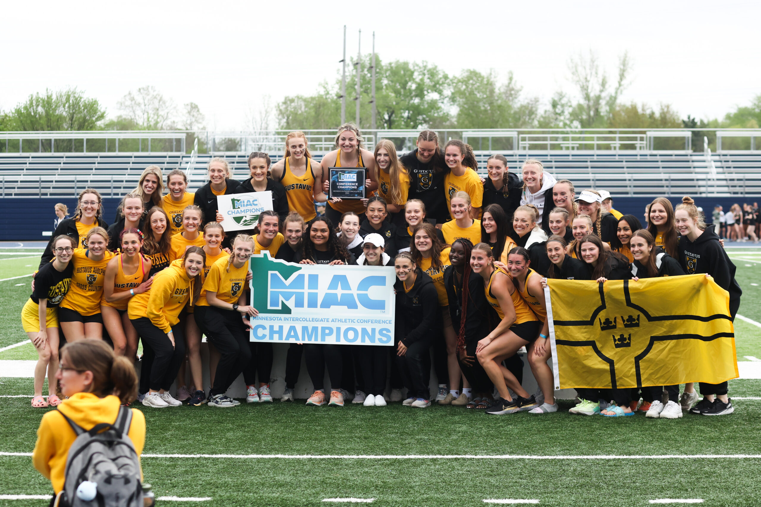 Gustie Women Win Second Straight MIAC Outdoor Championship, Men Finish Eighth