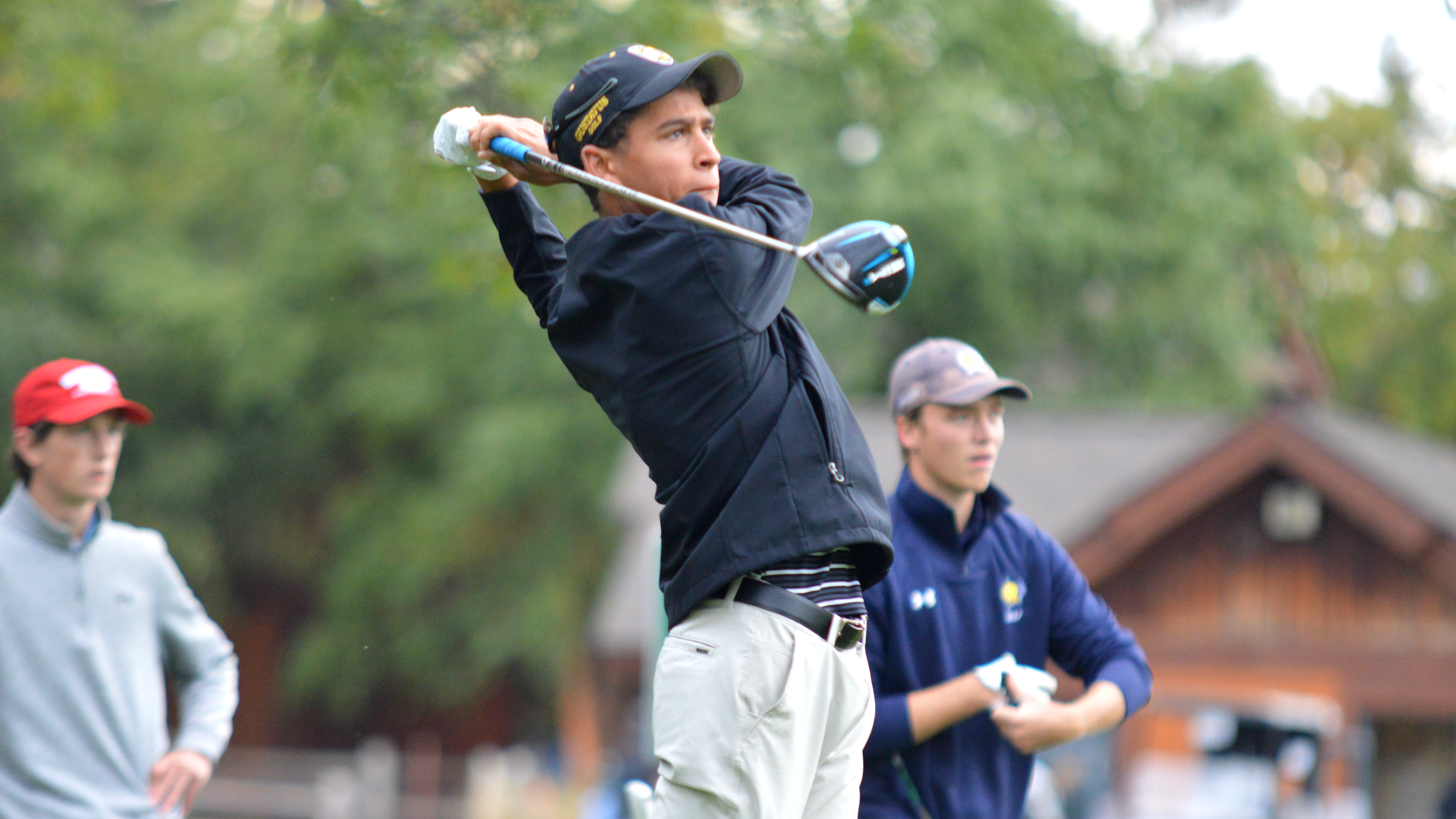 Gutuza Headlines Men’s Golf Awards as Rookie of the Year